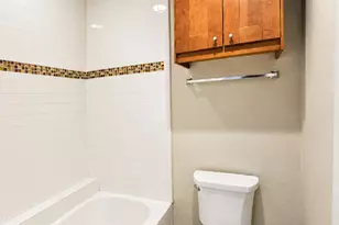 7685 Northcross Dr Dr, Austin, TX 78757 - Photo 17