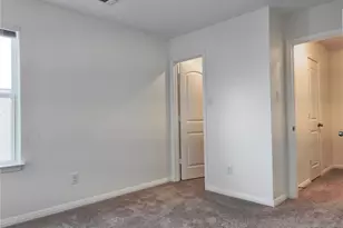 18304 Speculator Ln, Elgin, TX 78621 - Photo 33