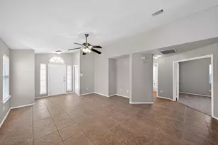 1007 Gentry Dr, Leander, TX 78641 - Photo 9