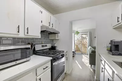 11904 Sunhillow Bend, Austin, TX 78758 - Photo 7