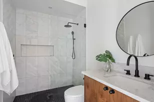 2704 Mountain Laurel Dr, Austin, TX 78703 - Photo 23