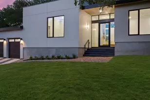 2704 Mountain Laurel Dr, Austin, TX 78703 - Photo 37