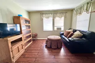 103 Yucca Dr, Johnson City, TX 78636 - Photo 3