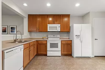 8913 Wiley Way, Austin, TX 78747 - Photo 11