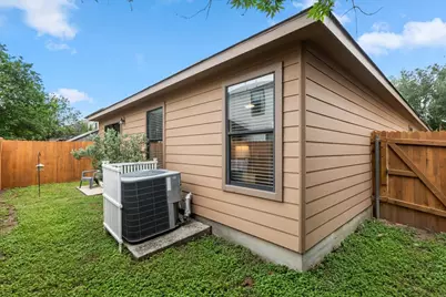 8913 Wiley Way, Austin, TX 78747 - Photo 29
