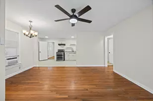 933 Haynes St, San Marcos, TX 78666 - Photo 3