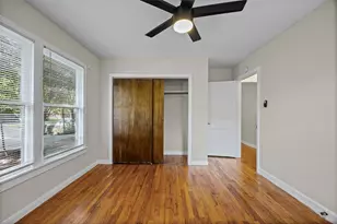 933 Haynes St, San Marcos, TX 78666 - Photo 11