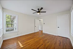933 Haynes St, San Marcos, TX 78666 - Photo 13