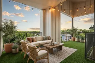 1811 Webberville Rd, Austin, TX 78721 - Photo 1