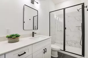 1811 Webberville Rd, Austin, TX 78721 - Photo 13