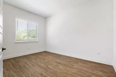 1811 Webberville Road #1209, Austin, TX 78721 - Photo 15