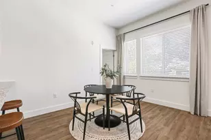 1811 Webberville Rd, Austin, TX 78721 - Photo 9