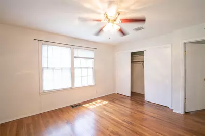 1811 E 39th Street, Austin, TX 78751 - Photo 23