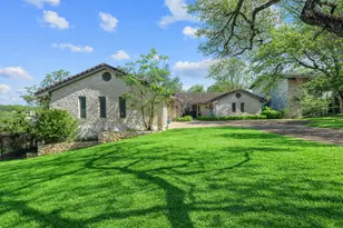 604 Rolling Green Dr, Lakeway, TX 78734 - Photo 1