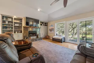 604 Rolling Green Dr, Lakeway, TX 78734 - Photo 9