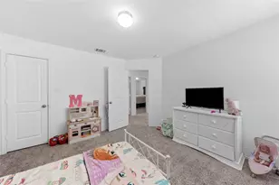 129 Rowdy Yates Wy, Jarrell, TX 76537 - Photo 33