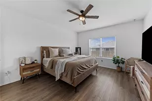 129 Rowdy Yates Wy, Jarrell, TX 76537 - Photo 17