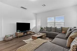 129 Rowdy Yates Wy, Jarrell, TX 76537 - Photo 13