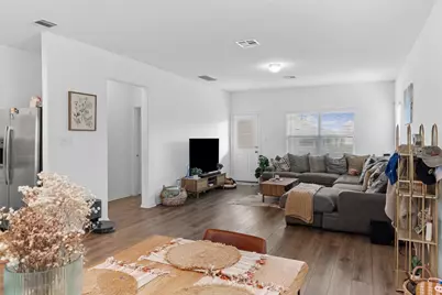 129 Rowdy Yates Way, Jarrell, TX 76537 - Photo 23