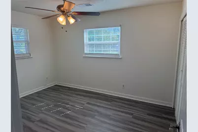 8515 Burrell Drive, Austin, TX 78757 - Photo 17