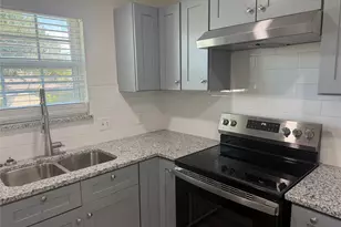 8515 Burrell Dr, Austin, TX 78757 - Photo 7