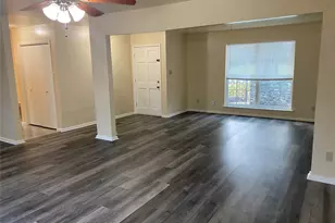 8515 Burrell Dr, Austin, TX 78757 - Photo 11