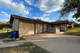 8515 Burrell Dr, Austin, TX 78757 - Photo 1