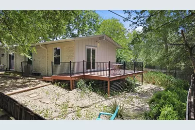 5704 Gloucester Lane #B, Austin, TX 78723 - Photo 17