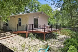 5704 Gloucester Ln, Austin, TX 78723 - Photo 17