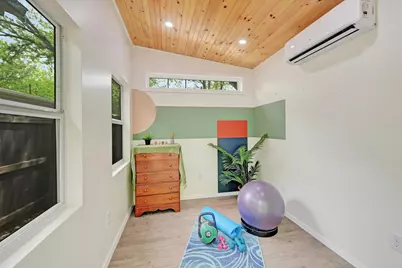 5704 Gloucester Lane #B, Austin, TX 78723 - Photo 19