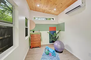 5704 Gloucester Ln, Austin, TX 78723 - Photo 19