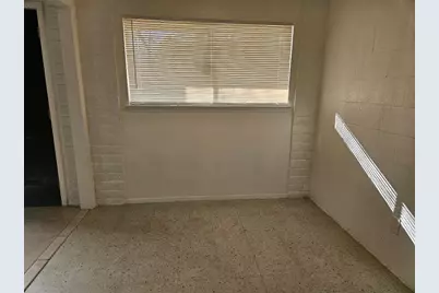 410 E 9th Street #C, Elgin, TX 78621 - Photo 5