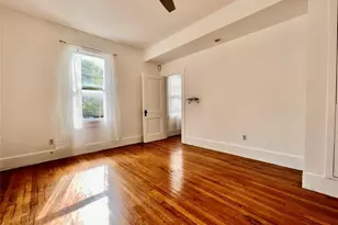 207 W 45th St, Austin, TX 78751 - Photo 5