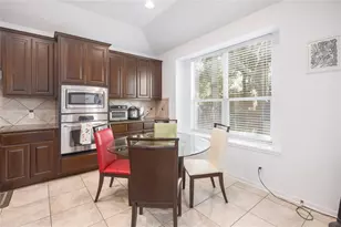 9700 Spanish Wells Dr, Austin, TX 78717 - Photo 17