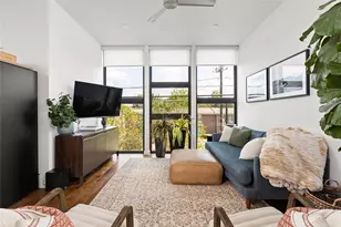 1322 E 12th St, Austin, TX 78702 - Photo 17