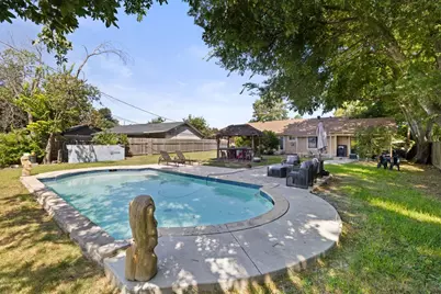 9513 Braeburn Glen, Austin, TX 78729 - Photo 9
