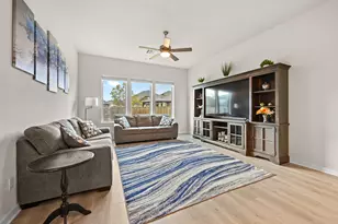 698 Coyote Crk Wy, Kyle, TX 78640 - Photo 9