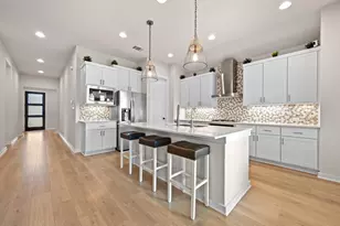 698 Coyote Crk Wy, Kyle, TX 78640 - Photo 3