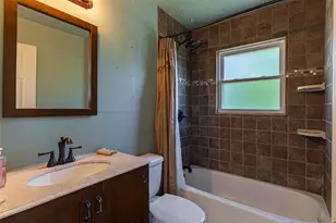 304 Southwind Rd, Lago Vista, TX 78645 - Photo 17