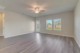 109 Capella Wy, Hutto, TX 78643 - Photo 5