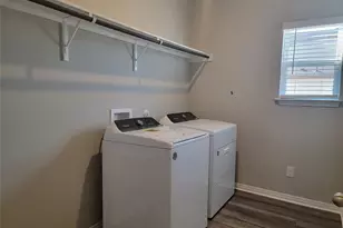 109 Capella Wy, Hutto, TX 78643 - Photo 9