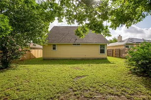 2571 Georgian Dr, Georgetown, TX 78626 - Photo 13