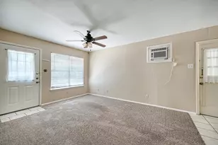 4906 Gladeview Dr, Austin, TX 78745 - Photo 3