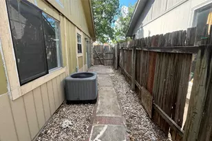 9515 Aberdeen Way, Austin, TX 78753 - Photo 17