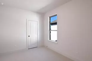 580 Bay Breeze Dr, Kyle, TX 78640 - Photo 17