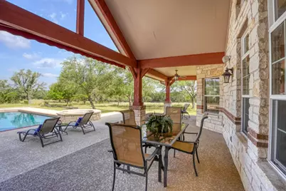1050 Twisted Oak Drive, Horseshoe Bay, TX 78657 - Photo 15