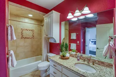 1050 Twisted Oak Drive, Horseshoe Bay, TX 78657 - Photo 13