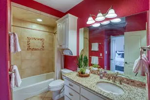 1050 Twisted Oak Dr, Horseshoe Bay, TX 78657 - Photo 13