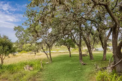 742 Park Shores, Canyon Lake, TX 78133 - Photo 5