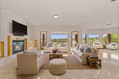 128 Carol Cove, Spicewood, TX 78669 - Photo 15
